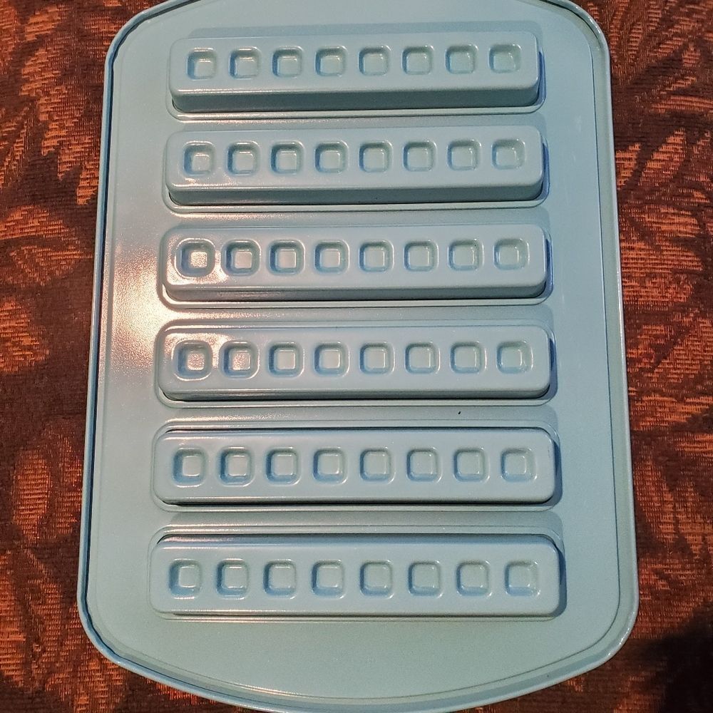 Pampered Chef Waffle Stick Pan